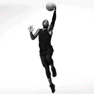 帮助出球绕 帮助出球绕